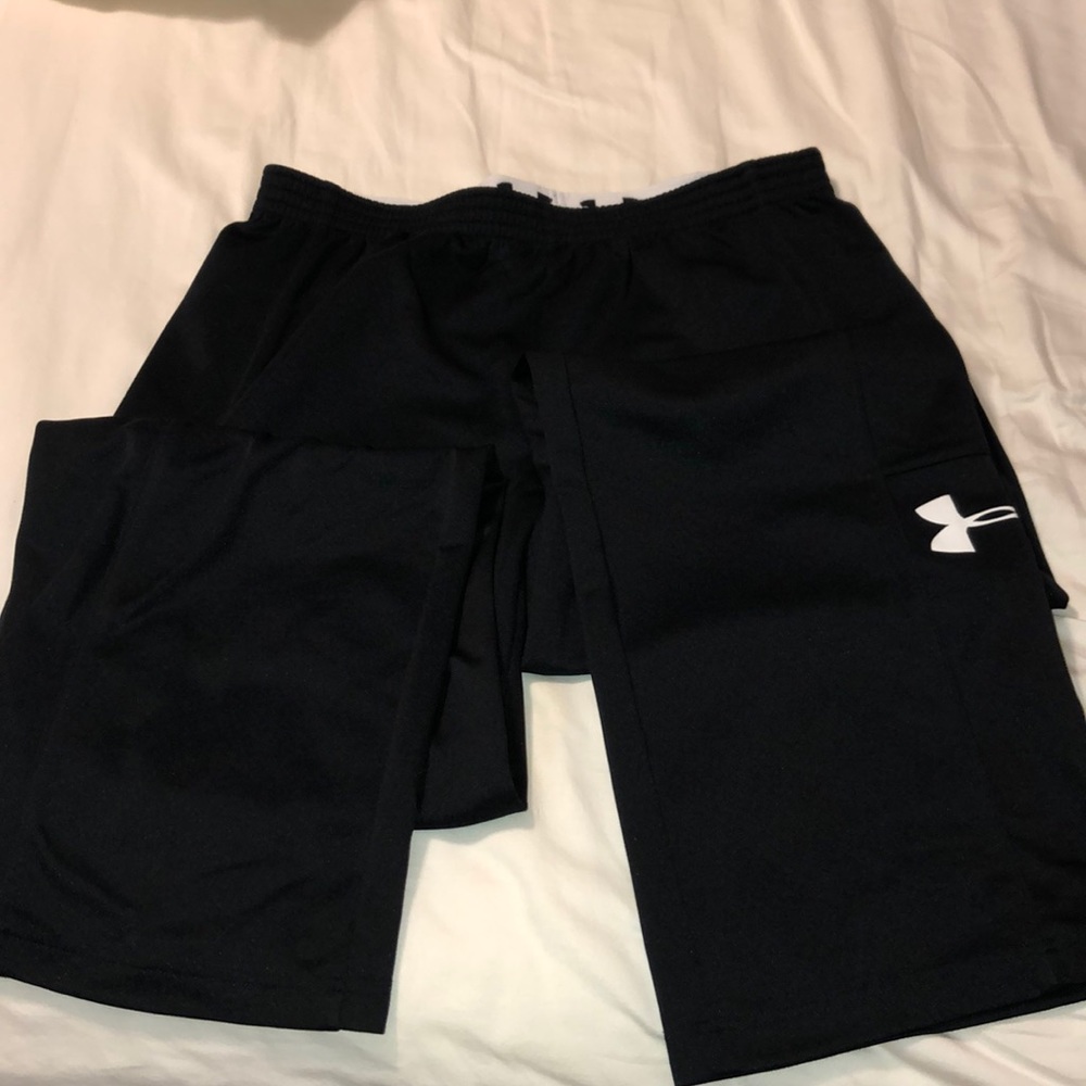EUC-women’s Under Armour semi fitted pant size L